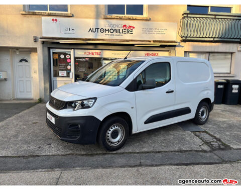 Peugeot Partner 1.6 HDi 100 cv - Asphalt - Suivi Peugeot - 1&egrave;re main - 10990 2019 occasion Saint-Barth&eacute;lemy-d'Anjou 49124