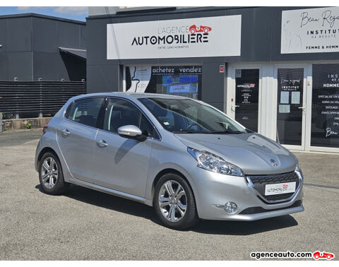 Peugeot 208 1.6 HDI 92 CV BMP6 ALLURE - 1ERE MAIN 2013 occasion Audincourt 25400