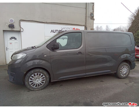 Proace FOURGON M 2.0 D-4D 120 ACTIVE TVA RECUPERABLE 2017 occasion 29000 Quimper