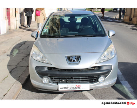 207 1.6 HDI 90 BLUE-LION ( Distribution chang&eacute;e, Clim, Roue de s 2009 occasion 34200 S&egrave;te