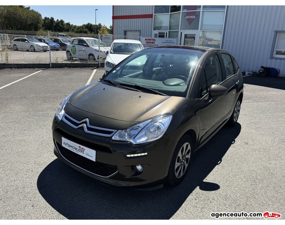 C3 II 1.0 VTI 68cv Confort | Peu de kms | GARANTIE 12 MOIS 2013 occasion 44860 Pont-Saint-Martin
