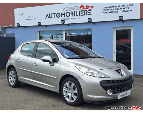 Peugeot 207 1.6 HDi 90 ch PREMIUM PACK 2EME MAIN