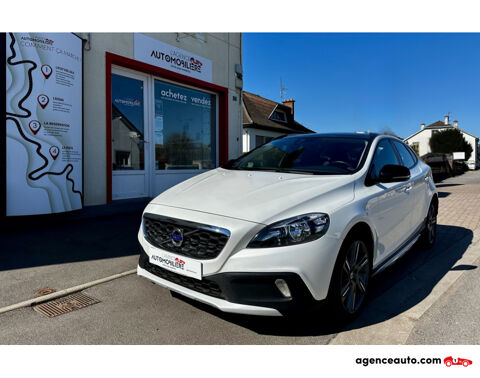 Volvo V40 D4 2.0 TDi 177 cv Summum - Attelage - Toit panoramique 2013 occasion Sainte-Marguerite 88100