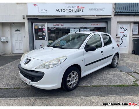 Peugeot 206 + 1.1 60 cv Access 5 portes 2011 occasion Saint-Barth&eacute;lemy-d'Anjou 49124