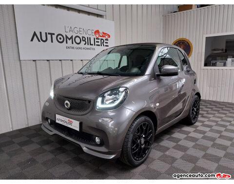 Smart ForTwo 0.9 T 90 Passion 2019 occasion Vannes 56000