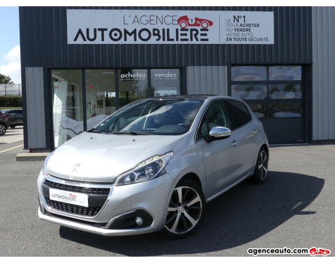 Peugeot 208 FELINE 110 CV