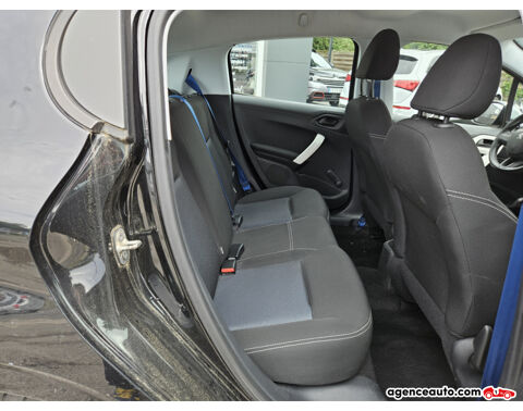 Annonce voiture Peugeot 208 5990 €