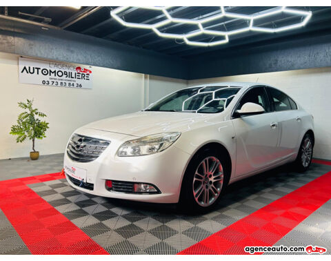 Opel insignia 2.0 CDTI - 130 cv - Finition COSMO