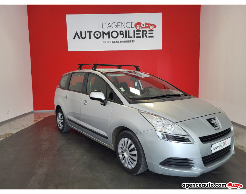 5008 PEUGEOT 1.6 HDI 112 7 PLACES + BARRES DE TOIT 2012 occasion 37170 Chambray-lès-Tours