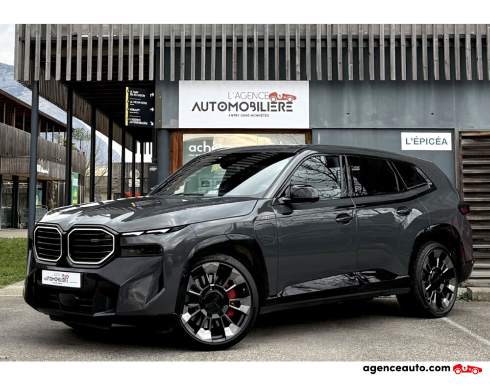 XM (G09) 4.4 V8 653ch / Individual - Garantie 2026 - Pack Hiver 2023 occasion 38920 Crolles