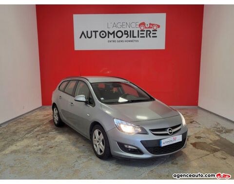 Opel Astra OPEL ASTRA IV (2) SPORTS TOURER 1.7 CDTI 110 - DISTRIBUTIO 2013 occasion Chambray-l&egrave;s-Tours 37170