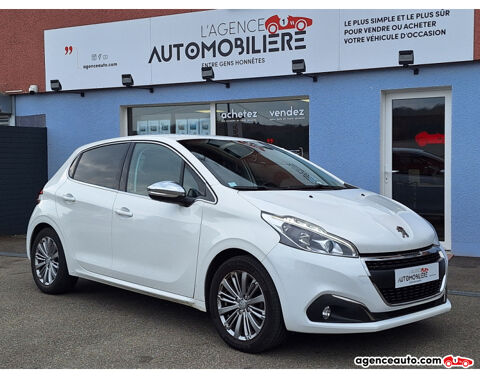 Peugeot 208 1.2 Puretech 110 ch Allure 1&egrave;re m