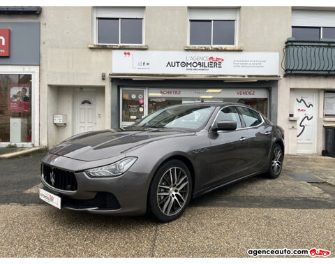 Maserati Ghibli 3.0 V6 275ch BVA8-Suivi Maserati-Toit panoramique 2014 occasion Saint-Barth&eacute;lemy-d'Anjou 49124