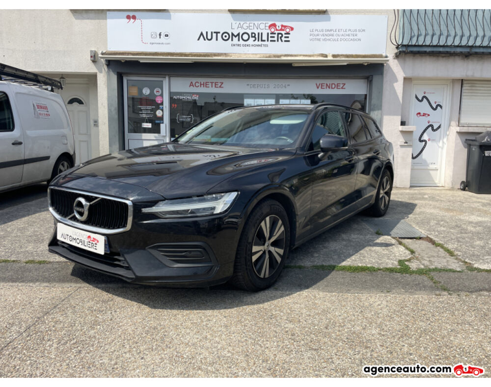 V60 II D3 2.0 TDi Geartronic 150 cv Bo&icirc;te auto momentum business 2019 occasion 49124 Saint-Barth&eacute;lemy-d'Anjou