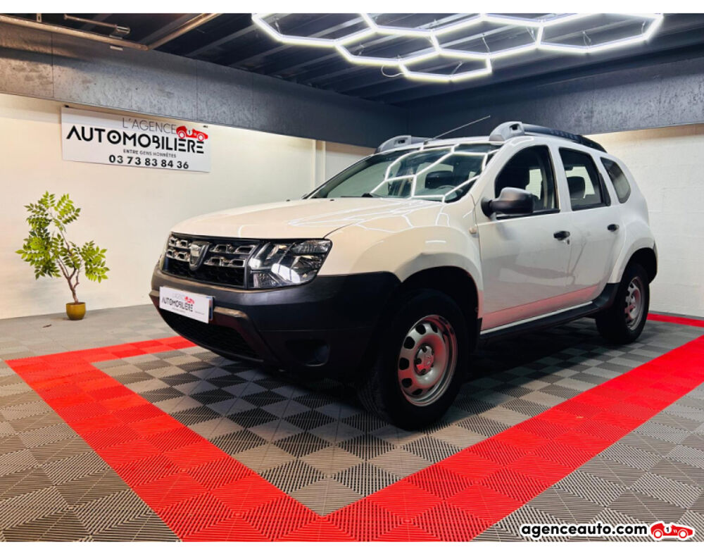 Duster Dacia 1.6 16V GPL 105 Ambiance � Distribution OK � Id 2014 occasion 71300 Montceau-les-Mines