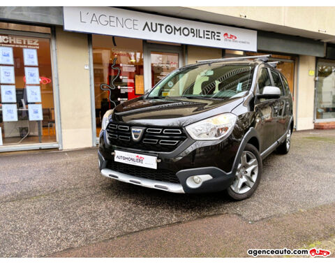 Dacia Lodgy STEPWAY 1.5 DCI 115 BLUE 7PL *VEHICULE TRES PROPRE EN CARROS 2019 occasion Chaville 92370