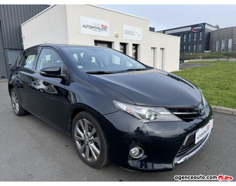 Auris 1.8 VVT-i Hybride 100 BVA BUSINESS | GARANTIE 6 MOIS 2014 occasion 44140 Le Bignon