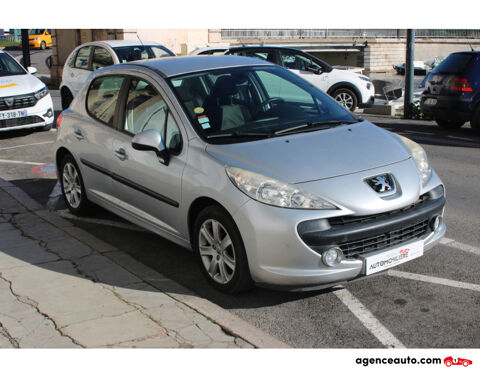 207 1.6 HDI 90 BLUE-LION ( Distribution chang&eacute;e, Clim, Roue de s 2009 occasion 34200 S&egrave;te