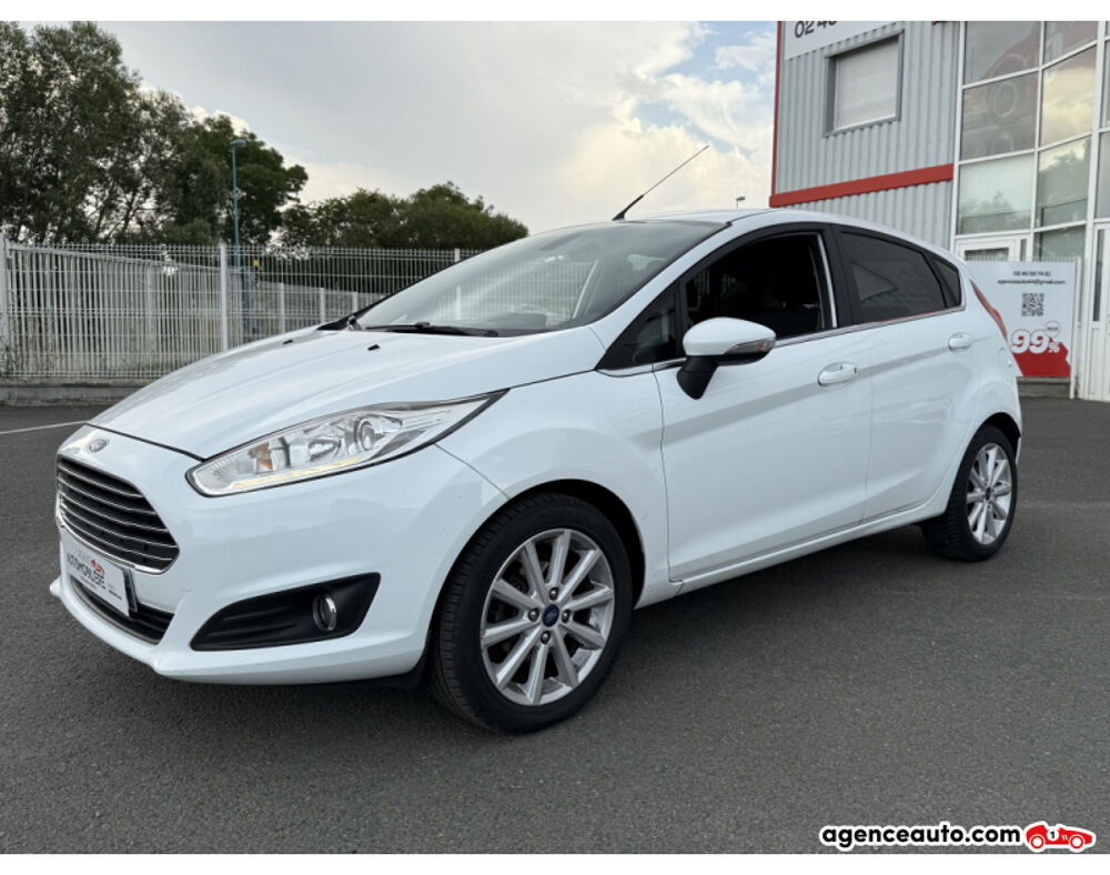 Fiesta V (2) 1.0 ECOBOOST 100 S&S TITANIUM 5P | GARANTIE 1 AN 2016 occasion 44860 Pont-Saint-Martin