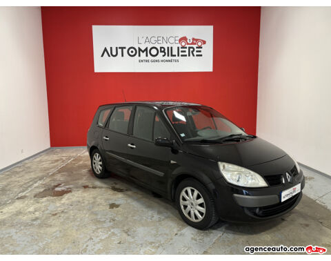 Renault Sc&eacute;nic GRAND SCENIC 1.9 DCI CARMINAT 7PL + ATTELAGE 2007 occasion Chambray-l&egrave;s-Tours 37170