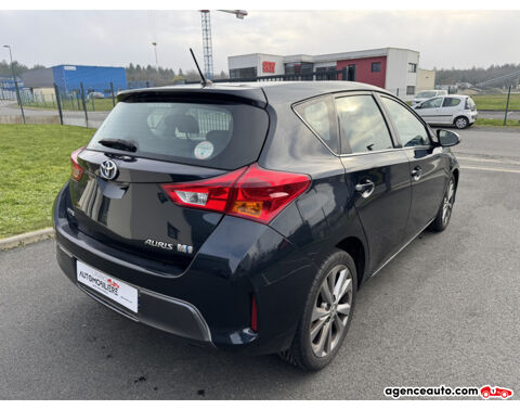 Auris 1.8 VVT-i Hybride 100 BVA BUSINESS | GARANTIE 6 MOIS 2014 occasion 44140 Le Bignon