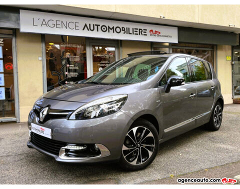 Renault Scénic 1.2 TCE 130 ENERGY BOSE EDITION E6 *TOIT OUVRANT, SUIVI RENA 2016 occasion Chaville 92370