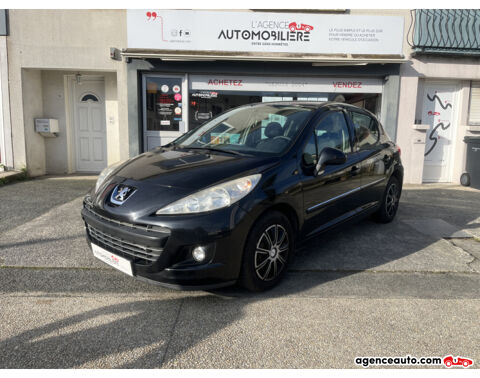 Peugeot 207 1.4 HDi 68 cv URBAN - Distribution &agrave; jour 2012 occasion Saint-Barth&eacute;lemy-d'Anjou 49124