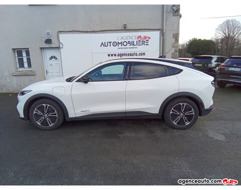 Mustang Standard Range 76kWh 269ch Mach-E Propulsion 2024 occasion 29000 Quimper