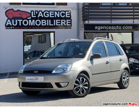 Ford Fiesta 1.4 tdci 68ch carnet 2003 occasion Pontarlier 25300