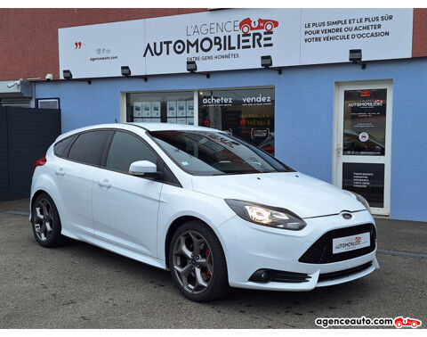 Annonce voiture Ford Focus 13990 