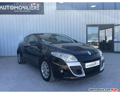 Renault M&eacute;gane Coup&eacute; 1.5 dCi 86CH - 1&egrave;re main 2009 occasion Ch&acirc;tenoy-en-Bresse 71380