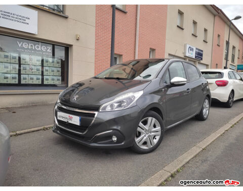 Peugeot 208 1.2 STYLE 82