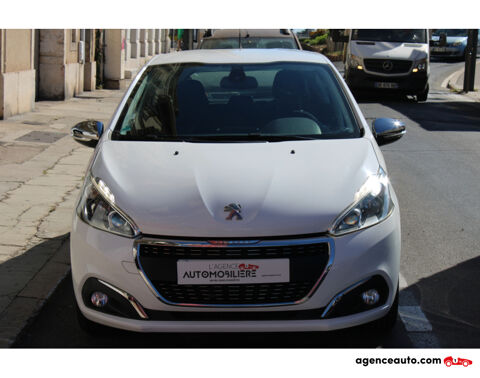 208 GENERATION-I 1.2 - 80 ALLURE ( Cam&eacute;ra de recul, CarPlay, 1&egrave;r 2018 occasion 34200 S&egrave;te