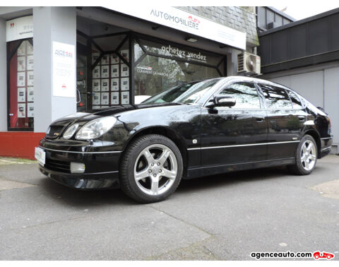Toyota Divers V300 VERTEX EDITION 4 ROUES DIRECTRICES 330CH RHD 2002 occasion Reims 51100
