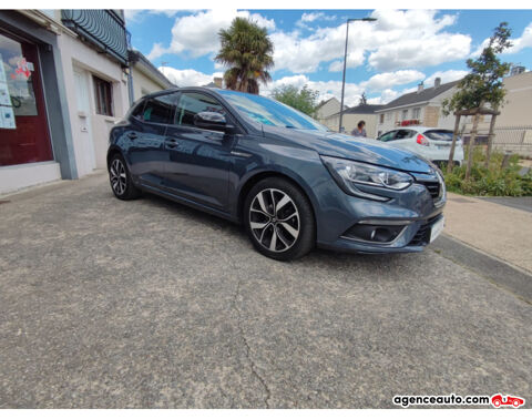 M&eacute;gane IV TCe 100 cv - Limited - Chaine de distribution - 2&egrave;me main 2018 occasion 49124 Saint-Barth&eacute;lemy-d'Anjou