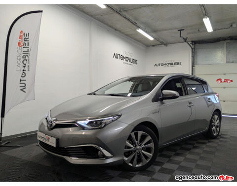 Toyota Auris II (2) HYBRIDE 136H DESIGN 2015 occasion Cergy 95800