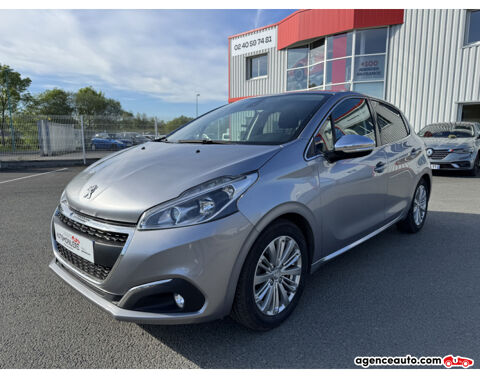 Peugeot 208 1.5 BLUEHDI 100 ALLURE BVM5 | ATTELAGE, CARPLAY | GARANTIE 1 2019 occasion Pont-Saint-Martin 44860