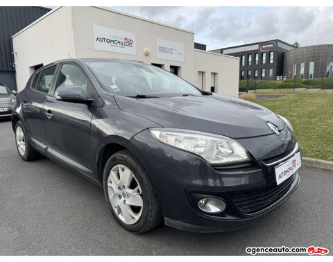 Renault megane III 1.5 dCi 90 EXPRESSION | DISTRI OK