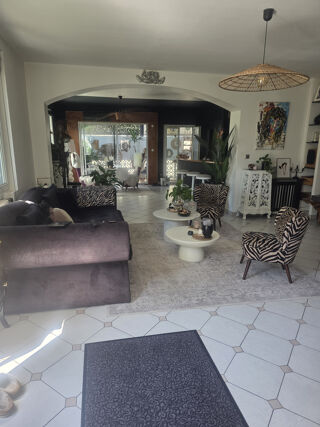  Maison � vendre 5 pi�ces 196 m�