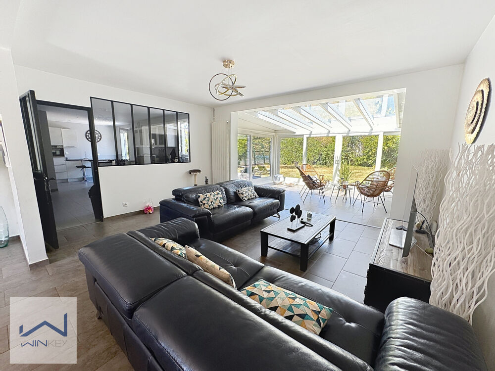 Vente Maison Élégance, volumes et prestations soignées Ozoir la ferriere