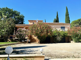  Maison � vendre 10 pi�ces 335 m�