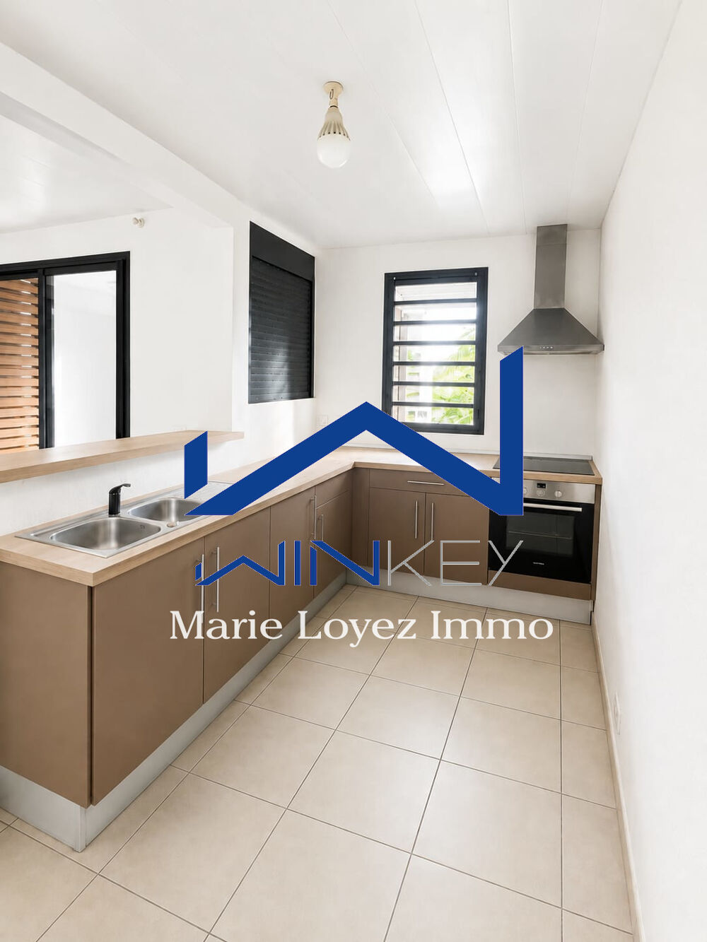 Appartement T3 73m2  dernier étage, terrasse, piscine, 2 parkings  Cayenne