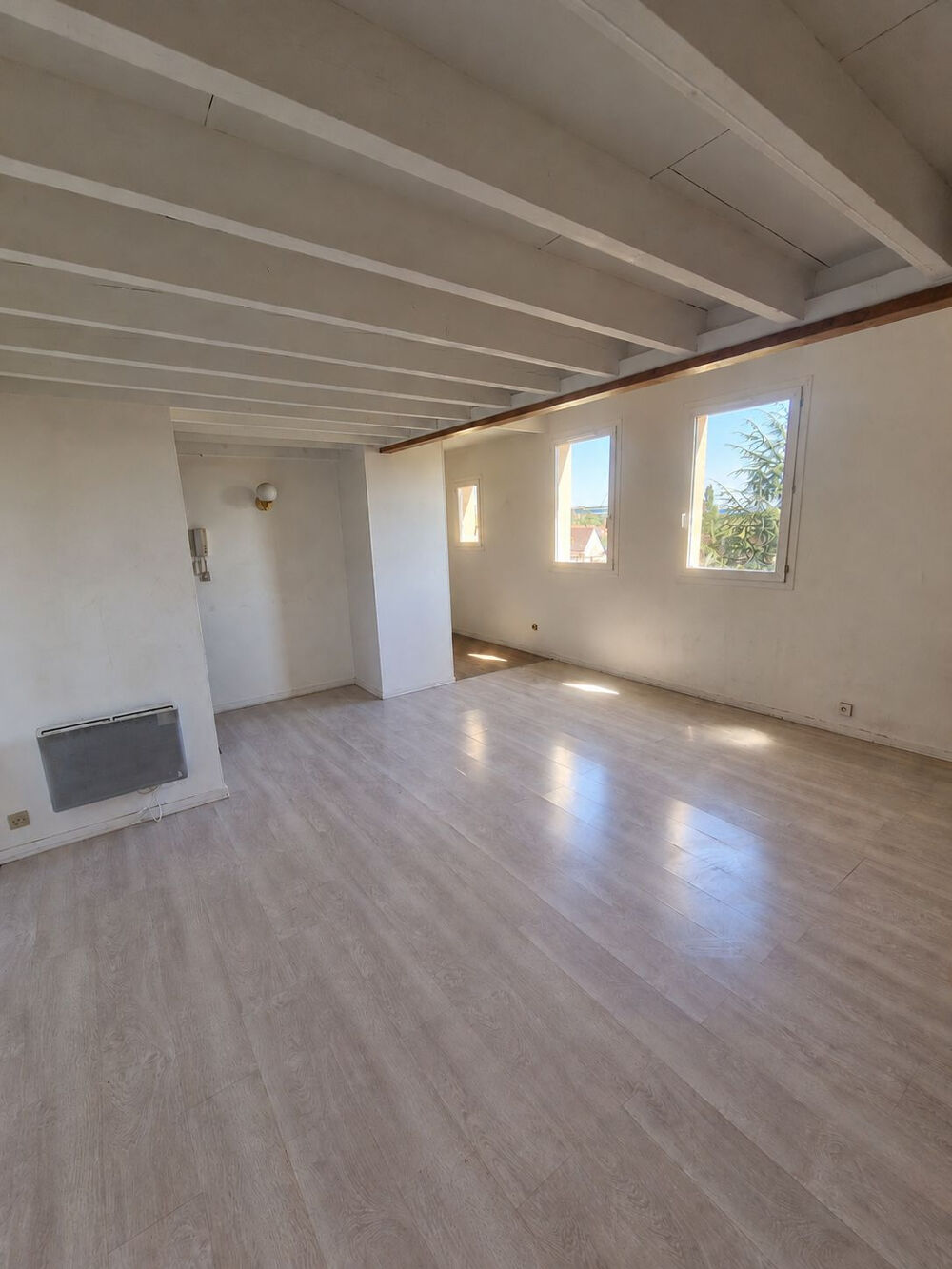 DUPLEX de 43 m2 avec parking GARE À PIED