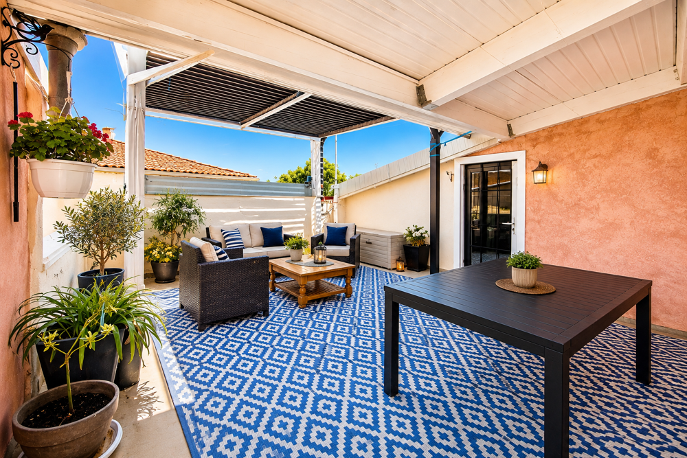 Vente Maison COUP DE CŒUR À 5 MINUTES DE GRIGNAN   MAISON RÉNOVÉE 100 M2, 3 CHAMBRES, TERRASSE TROPÉZIENNE et CAVE DE 50 M2 Les granges gontardes