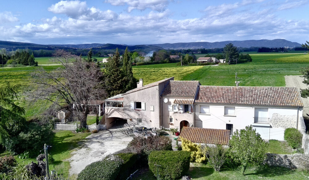 Maison 8 pièces 250 m² · à Pierrelatte · 250 m² · 475 000 €