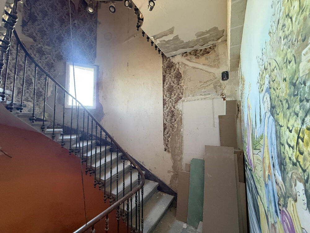 à vendre  Propriété/château Courthézon (84350)