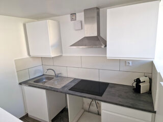  Appartement à louer 4 pièces 63 m²
