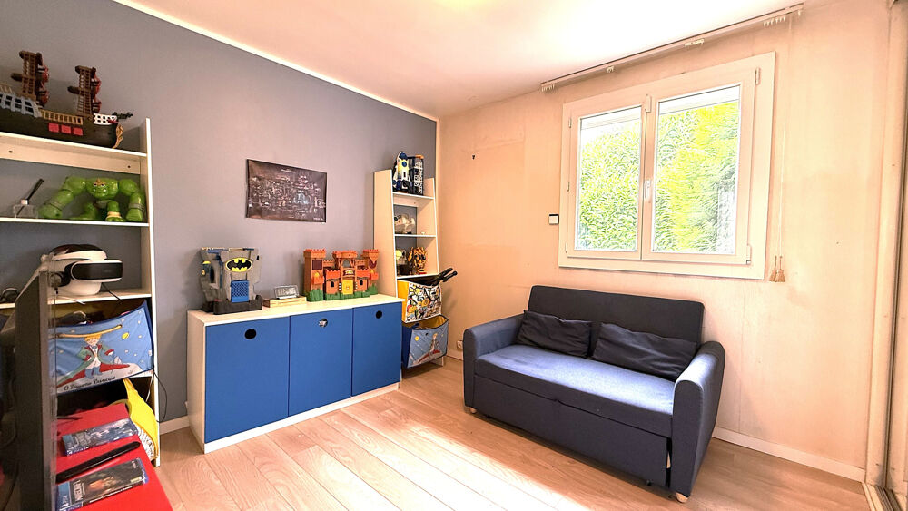 Vente Maison Maison familiale de standing dans résidence avec piscine et tennis Plaisir