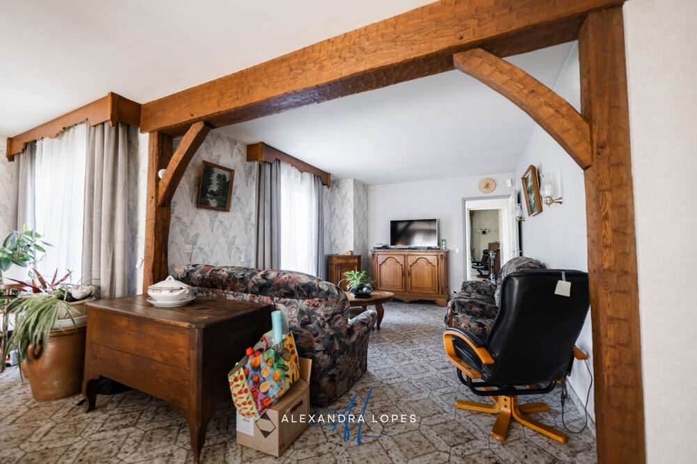 Vente Maison Maison Familiale 7 pièces avec sous-sol total Sivry-courtry