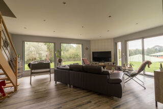  Maison � vendre 9 pi�ces 245 m�